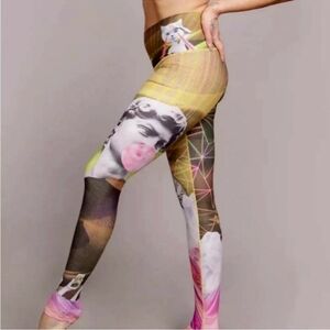 🍨🐈‍⬛✨️🍧 Niyama Sol Discontinued Leggings Glow Neon Ice Cream 🍥Bubble Gum XS